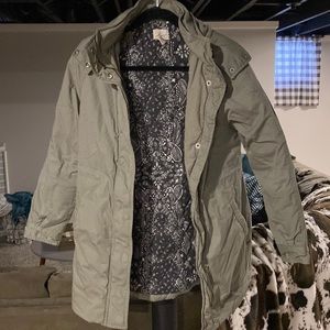 Levi’s brand womens coat. Olive in color. Size XS